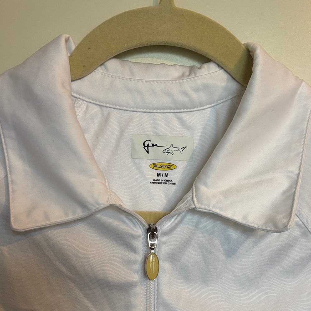 NWOT Greg Norman Women’s Golf Long Sleeve Light Weight White Zip-Up Jacket